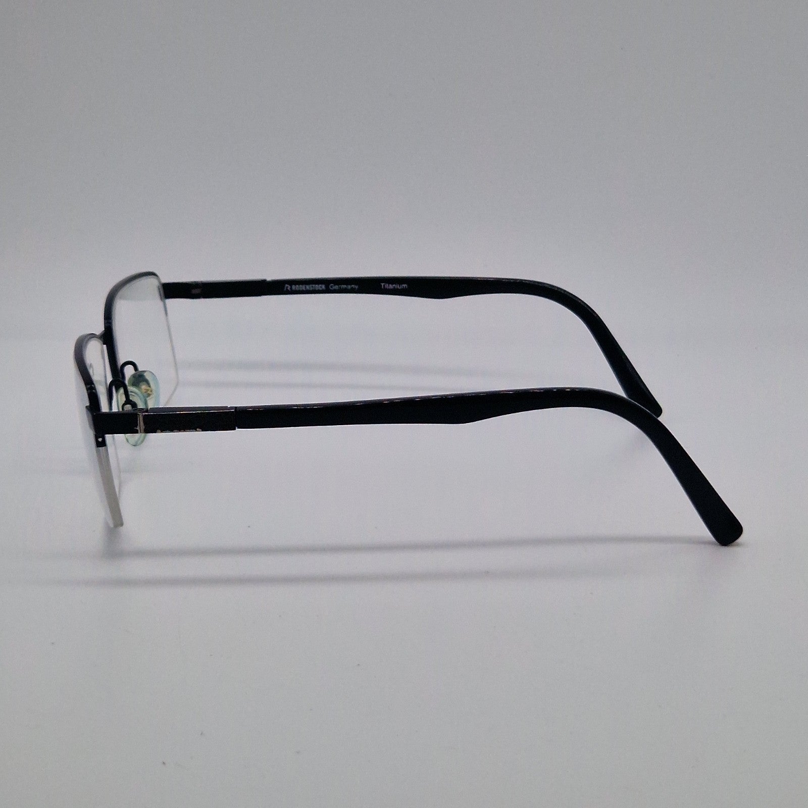 Rodenstock Germany R 7006 A 140 Black - Eyeglasses frames