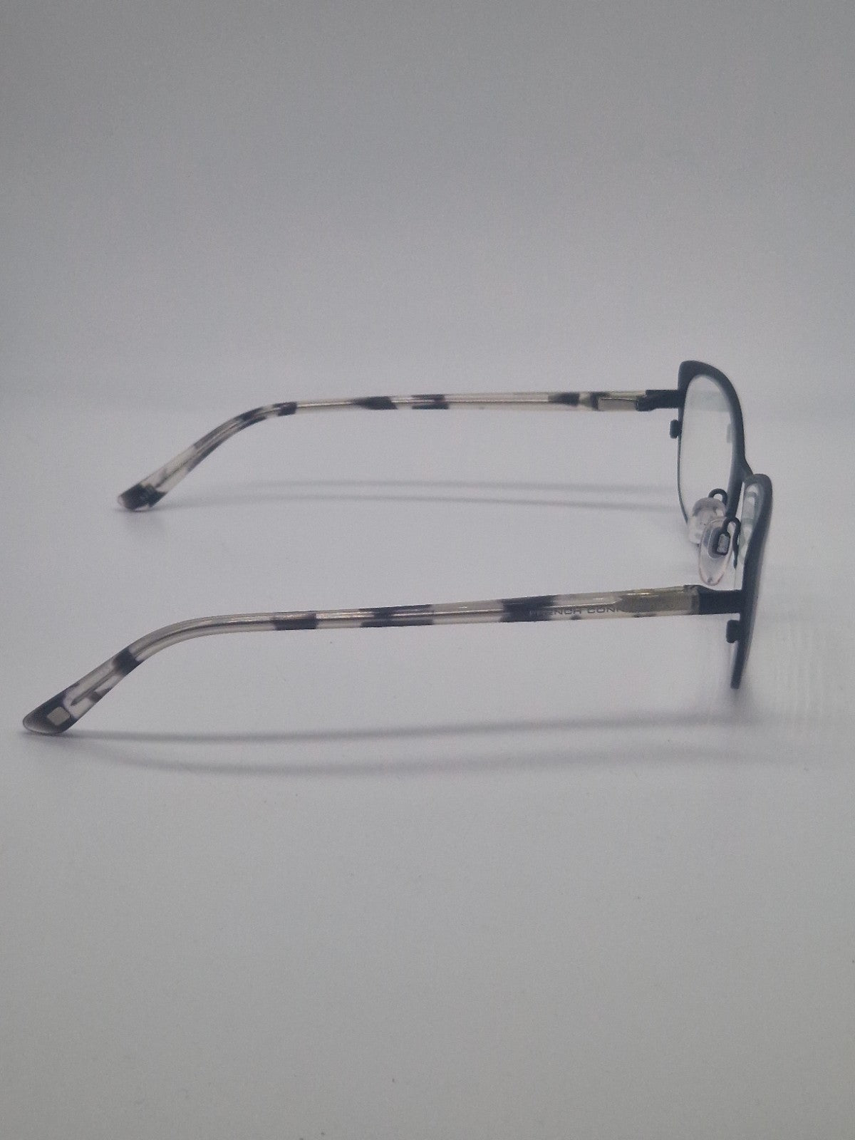 French Connection FC 135 30766938 Black - Eyeglasses frames