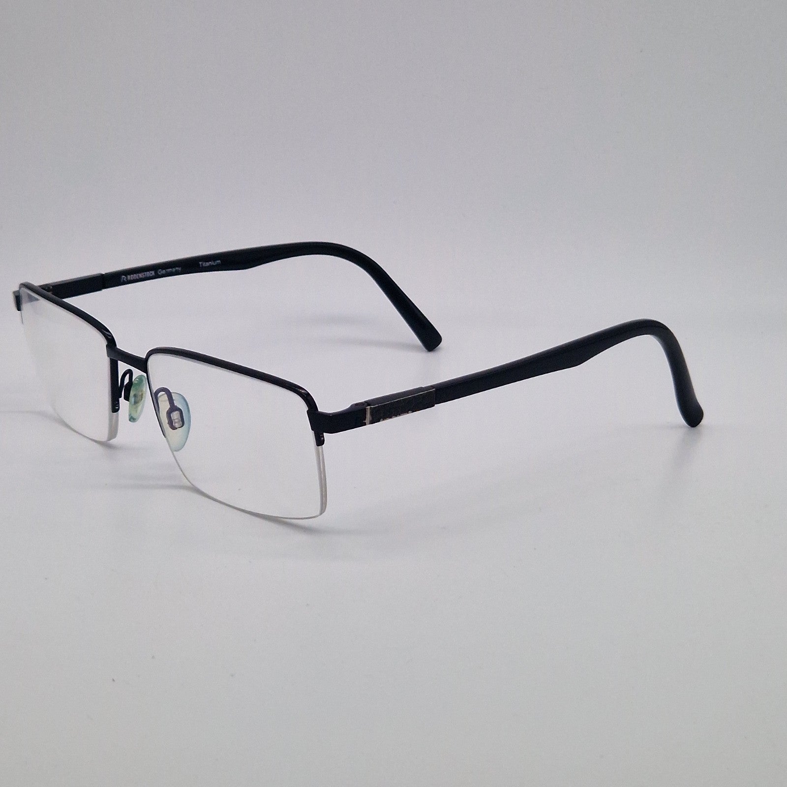 Rodenstock Germany R 7006 A 140 Black - Eyeglasses frames