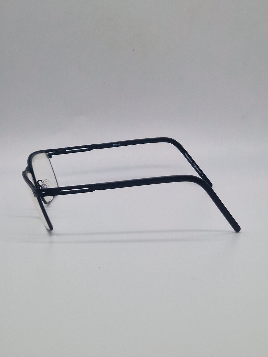 Specsavers Titan C03 30404236 Black - Eyeglasses frames 