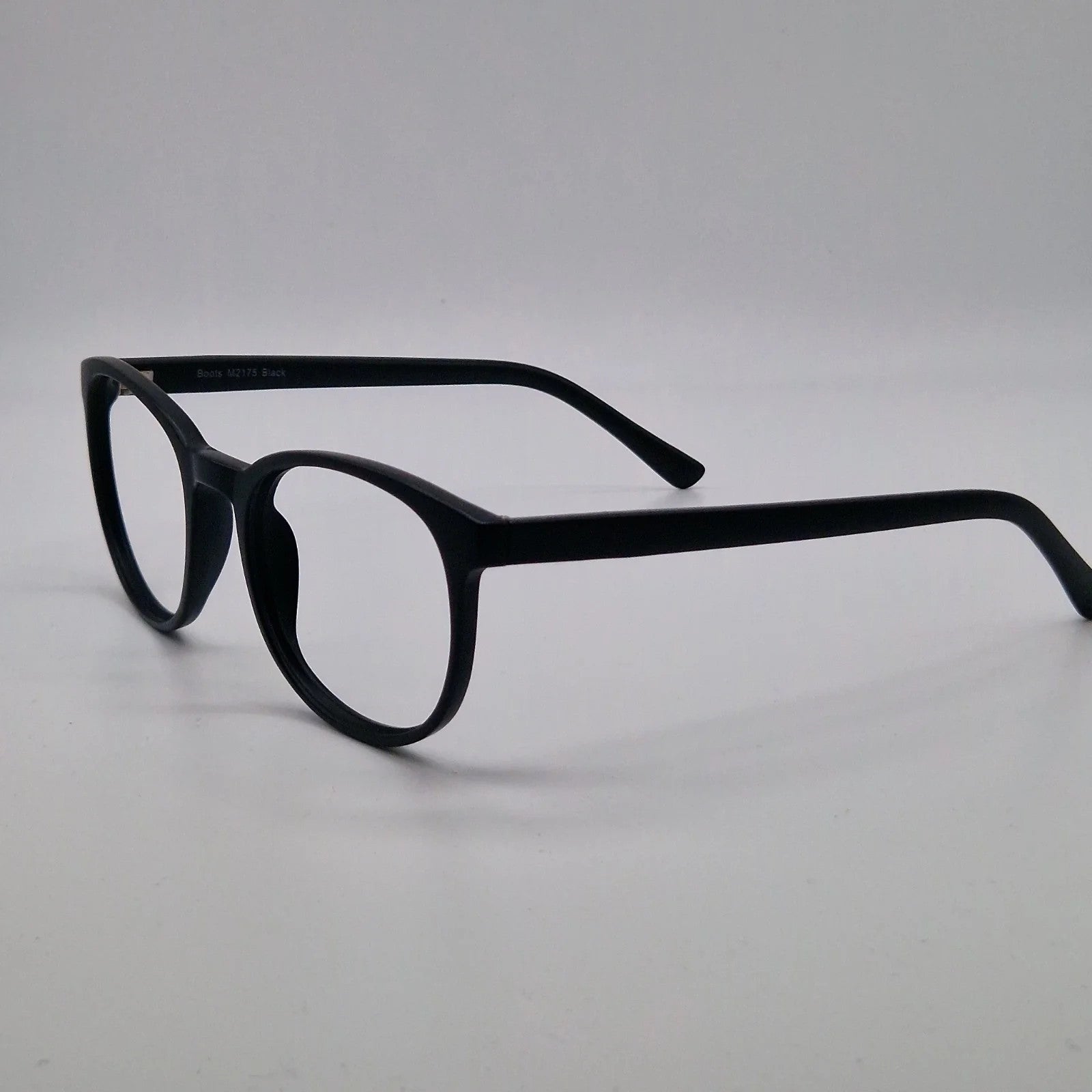 Boots M2175 Black - Eyeglasses frames